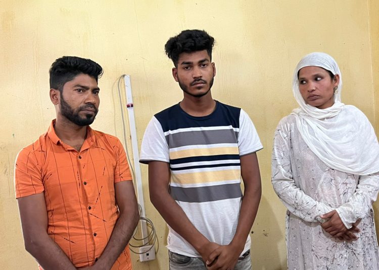 ৰাজ্যত অব্যাহত ড্ৰাগছ বিৰোধী অভিযানঃ জব্দ তিনি কোটি ড্ৰাগছৰ লগতে সৰবৰাহকাৰী- 1 ৰাজ্যত অব্যাহত ড্ৰাগছ বিৰোধী অভিযানঃ জব্দ তিনি কোটি ড্ৰাগছৰ লগতে সৰবৰাহকাৰী-