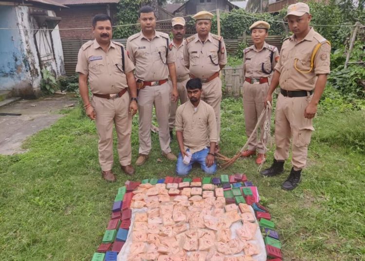 নগাঁৱৰ জুৰিয়া কদমনি গাঁৱত পুনৰ এনকাউণ্টাৰ, গুলীবিদ্ধ ড্ৰাগছ সৰবৰাহকাৰী ময়জুল ইছলামঃ 1 নগাঁৱৰ জুৰিয়া কদমনি গাঁৱত পুনৰ এনকাউণ্টাৰ, গুলীবিদ্ধ ড্ৰাগছ সৰবৰাহকাৰী ময়জুল ইছলামঃ