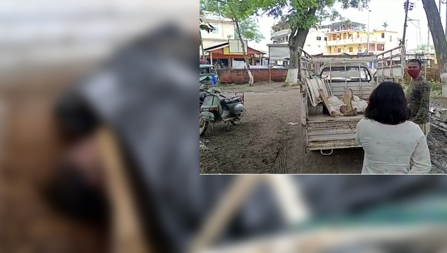 বৃদ্ধ দম্পতীৰ মৃতদেহ 