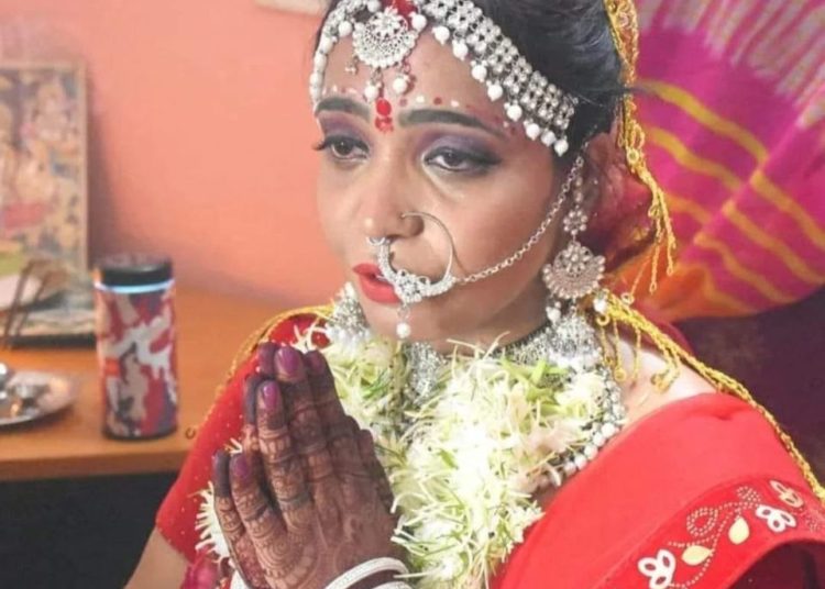 চ'ল'গামী কি,কিয় চ'ল'গামী মুখী হৈছে নাৰী? 1 চ’ল’গামী কি,কিয় চ’ল’গামী মুখী হৈছে নাৰী?