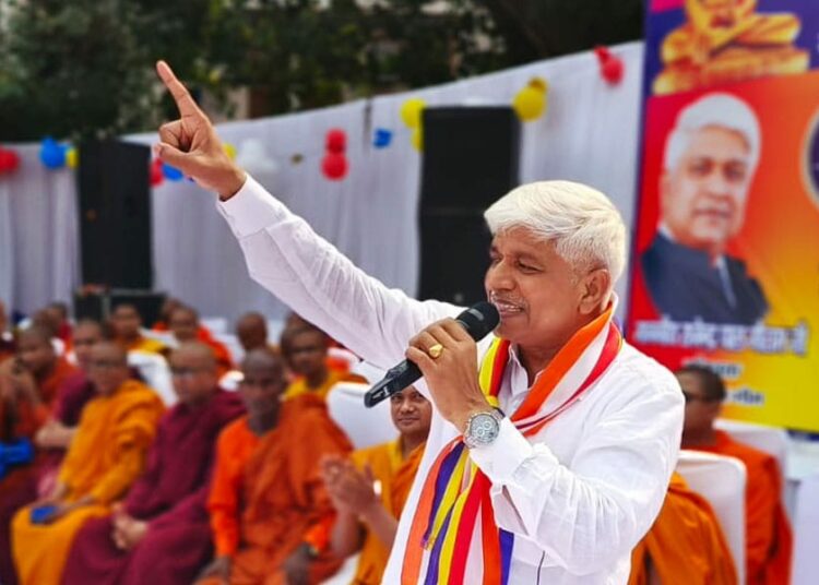 ধৰ্মান্তৰ সভাত বিতৰ্কিত মন্তব্যৰ অভিযোগ, অৰবিন্দ কেজৰিৱালৰ পদত্যাগী মন্ত্ৰীলৈ দিল্লী আৰক্ষীৰ জাননী জাৰি: 1 ধৰ্মান্তৰ সভাত বিতৰ্কিত মন্তব্যৰ অভিযোগ, অৰবিন্দ কেজৰিৱালৰ পদত্যাগী মন্ত্ৰীলৈ দিল্লী আৰক্ষীৰ জাননী জাৰি: