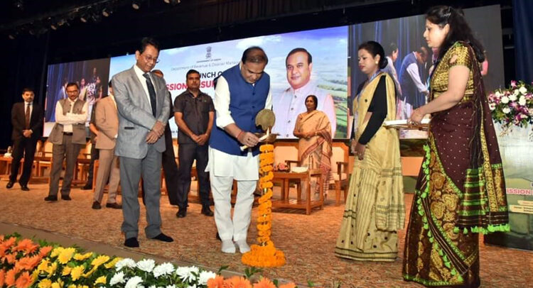 কলাক্ষেত্ৰত মিছন বসুন্ধৰা ২.০-ৰ শুভাৰম্ভণি মুখ্যমন্ত্ৰীৰ: 1 কলাক্ষেত্ৰত মিছন বসুন্ধৰা ২.০-ৰ শুভাৰম্ভণি মুখ্যমন্ত্ৰীৰ: