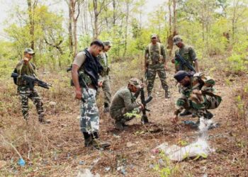 ছত্তীশগড়ত যৌথ অভিযানত নিহত ৩ মাওবাদী 3 ছত্তীশগড়ত যৌথ অভিযানত নিহত ৩ মাওবাদী