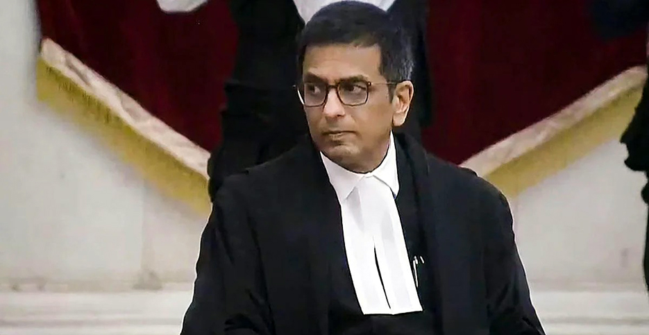 Supreme Court I আদানিকাণ্ডৰ গোচৰৰ বিশেষজ্ঞ তদন্তৰ বাবে কেন্দ্ৰৰ ‘চৰ্ত’ নাকচ উচ্চতম ন্যায়ালয়ৰ 3 chandra1 1 | ASSAM TIMES POST