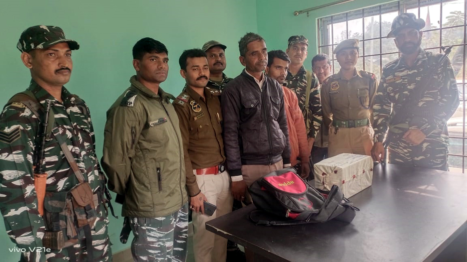 Heroin seized :কাৰবি আংলঙত প্ৰায় ১ কোটিৰ অধিক টকাৰ হেৰ'ইন জব্দ 3 drugP1 1 | ASSAM TIMES POST