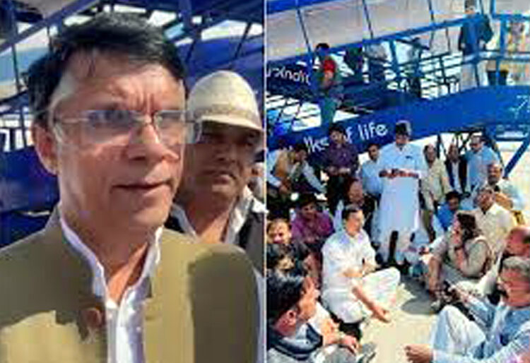 Modi Controversy I মোদী বিতৰ্ক! কংগ্ৰেছ নেতা পৱন খেৰাক নমাই দিয়ে ৰায়পুৰ অভিমুখী বিমানৰ পৰা 1 Modi Controversy I মোদী বিতৰ্ক! কংগ্ৰেছ নেতা পৱন খেৰাক নমাই দিয়ে ৰায়পুৰ অভিমুখী বিমানৰ পৰা