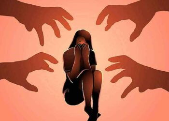 Gang Rape I মোবাইল ফোন কিনি দিয়াৰ চলেৰে কিশোৰীক দলবদ্ধ ধৰ্ষণ বন্ধুৰ