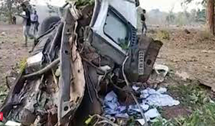 Maoists I দুমাহ আগতে পোতা হৈছিল বিস্ফোৰক! ছত্তীশগড়ত আৰক্ষীৰ হত্যাত 'কমাণ্ড আইইডি'ৰ ব্যৱহাৰ 1 Maoists I দুমাহ আগতে পোতা হৈছিল বিস্ফোৰক! ছত্তীশগড়ত আৰক্ষীৰ হত্যাত ‘কমাণ্ড আইইডি’ৰ ব্যৱহাৰ