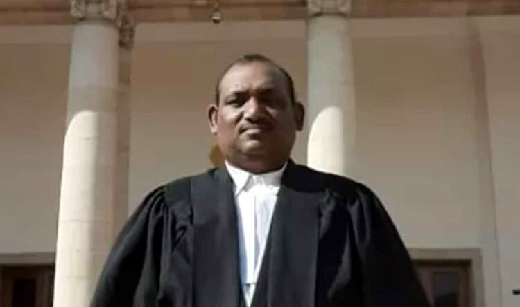 First visually impaired lawyer I উচ্চতম ন্যায়ালয়ৰ পৰীক্ষাত উত্তীৰ্ণ হোৱা প্ৰথমজন দৃষ্টিহীন ‘এডভোকেট অন ৰেকৰ্ড’ বিশাখামূৰ্তি 1 First visually impaired lawyer I উচ্চতম ন্যায়ালয়ৰ পৰীক্ষাত উত্তীৰ্ণ হোৱা প্ৰথমজন দৃষ্টিহীন ‘এডভোকেট অন ৰেকৰ্ড’ বিশাখামূৰ্তি