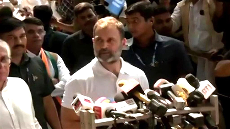 Karnataka Election I 'ঘৃণাৰ বজাৰ বন্ধ, কৰ্ণাটকত প্ৰেমৰ দোকান', জয়ৰ পিছত ৰাহুলৰ প্ৰতিক্ৰিয়া 3 ৰাহুলৰ প্ৰতিক্ৰিয়া