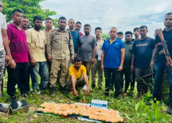 "The Success and Challenges of the Assam-Nagaland Border Anti-Drug Campaign: Seizure of Four Crore Rupees Worth of Heroin and Continuous Battle Against Drug Mafia" 1 “The Success and Challenges of the Assam-Nagaland Border Anti-Drug Campaign: Seizure of Four Crore Rupees Worth of Heroin and Continuous Battle Against Drug Mafia”