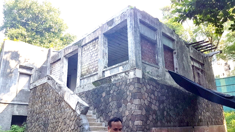 Dilip Kumar's bungalow I দিলীপ কুমাৰৰ বাংলো ভাঙি ৯০০ কোটিৰ আৱাসগৃহ নিৰ্মাণ 3 দিলীপ কুমাৰৰ বাংলো