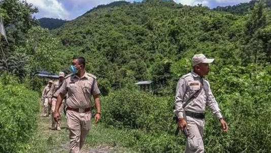 "Miraculous Rescue: Imphal West Police Save Kidnapped Youth, Arrest 8 Suspects" 1 “Miraculous Rescue: Imphal West Police Save Kidnapped Youth, Arrest 8 Suspects”