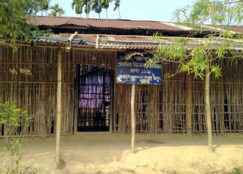 Miserable condition of Primary School I বোকাখাতৰ প্ৰাথমিক বিদ্যালয়ৰ শোচনীয় অবস্থা 2 Miserable condition of Primary School I বোকাখাতৰ প্ৰাথমিক বিদ্যালয়ৰ শোচনীয় অবস্থা