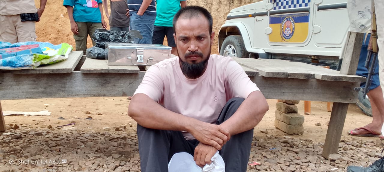 Karbi Anglong Police Busts Rs. 2 Crore Heroin Smuggling Operation in Ambulance at Khatkhati Checkpoint 3 Karbi Anglong Police Busts Rs. 2 Crore Heroin Smuggling Operation in Ambulance at Khatkhati Checkpoint