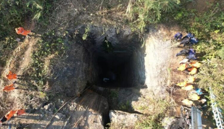Tragic Umrangso Coal Mine Disaster: Three Bodies Identified, Heartbreaking Search Continues for Five Missing 1 Tragic Umrangso Coal Mine Disaster: Three Bodies Identified, Heartbreaking Search Continues for Five Missing