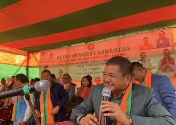 কাৰ্বি আংলংত বিজেপিৰ সক্ৰিয় সদস্যৰ সন্মিলন: মুখ্যমন্ত্ৰী হিমন্তবিশ্ব শৰ্মাৰ জন্মদিন আৰু কাৰ্বি নৱবৰ্ষ উদযাপন