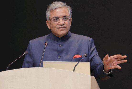Transforming Democracy: The Election Commission of India's 100-Day Initiative for Enhanced Voter Engagement and Electoral Efficiency 4 Transforming Democracy: The Election Commission of India’s 100-Day Initiative for Enhanced Voter Engagement and Electoral Efficiency