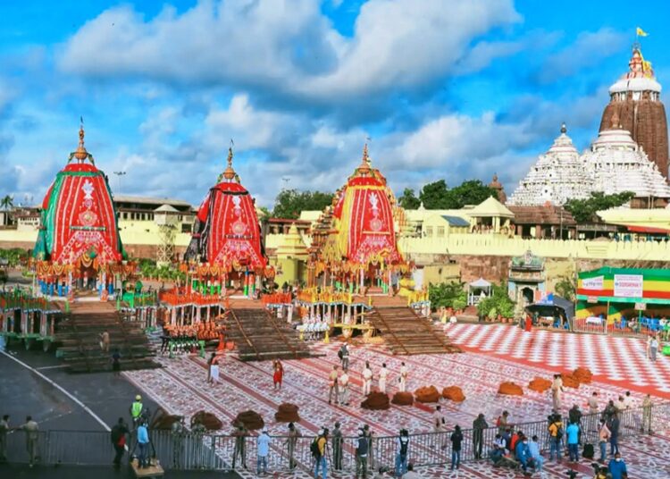 Puri Jagannath Temple । পুৰীৰ জগন্নাথ মন্দিৰ বোমাৰে উৰুৱাই দিয়াৰ ভাবুকি, নিৰাপত্তা বৃদ্ধি 1 Puri Jagannath Temple । পুৰীৰ জগন্নাথ মন্দিৰ বোমাৰে উৰুৱাই দিয়াৰ ভাবুকি, নিৰাপত্তা বৃদ্ধি