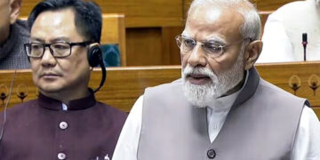 PM Modi । ১২ বছৰীয়া কাৰ্যকাল উদযাপনত কংগ্ৰেছক কটাক্ষ মোদীৰ, দিলে উন্নয়নৰ খতিয়ন 9 Modi at Parliament : এফালে যুদ্ধ আৰু আনফালে আহি আছে গ্ৰীষ্মকাল : সংসদত কি ক’লে প্ৰধানমন্ত্ৰীয়ে